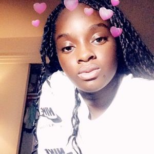 Meet your Posher, Ebony